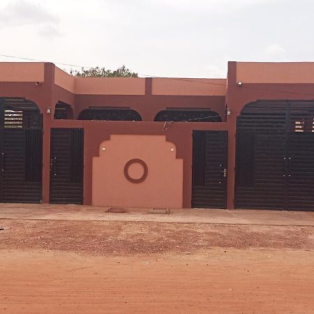 Résidence Lynda Prestige Ouagadougou Extérieur photo