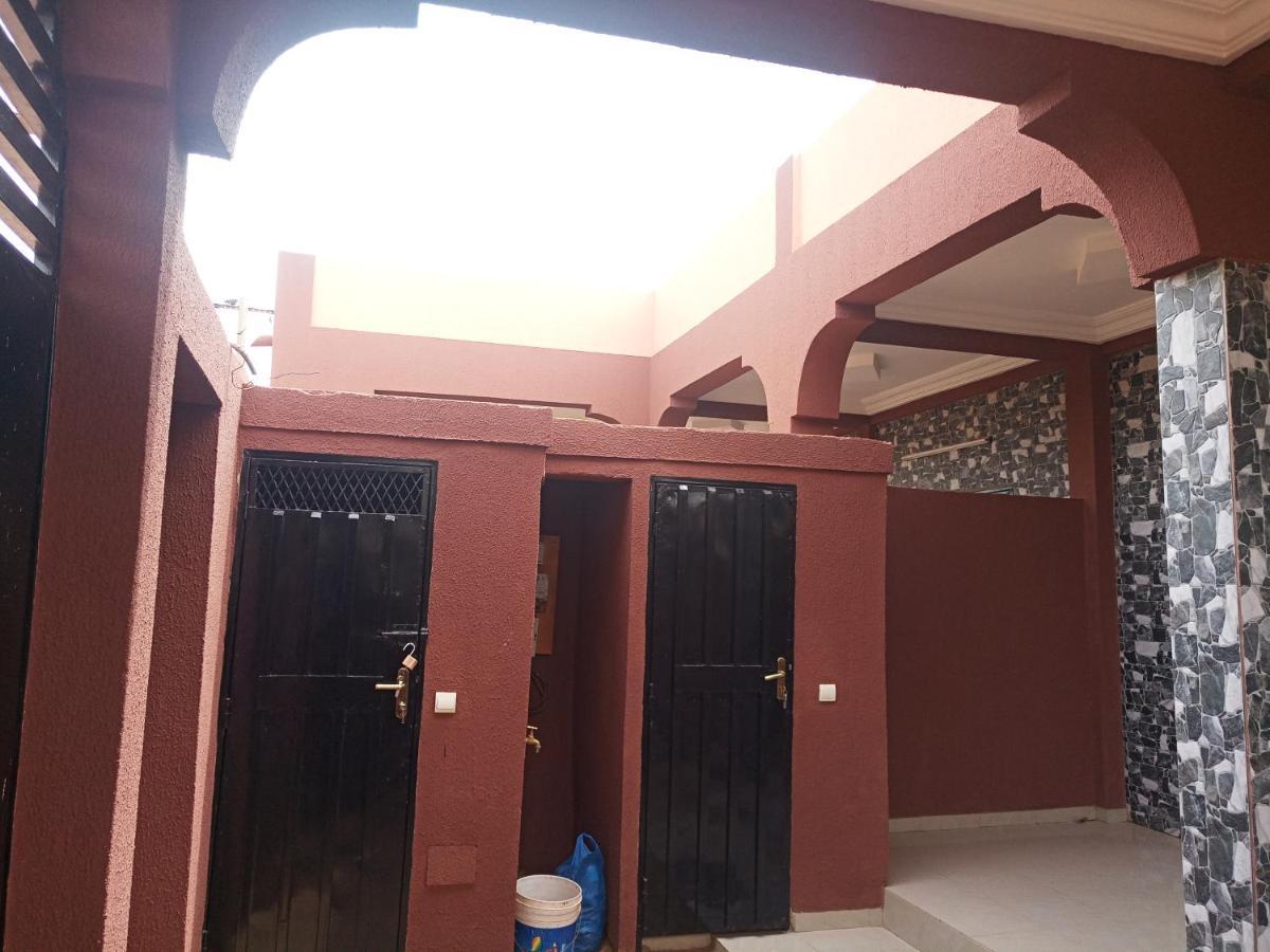 Résidence Lynda Prestige Ouagadougou Extérieur photo